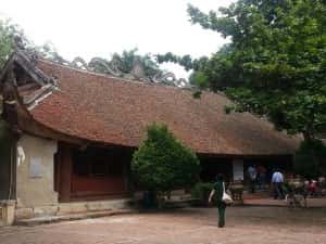 dinh tho tang 02 300x225 - Kiến trúc độc đáo của Đình Thổ Tang (Vĩnh Phúc)