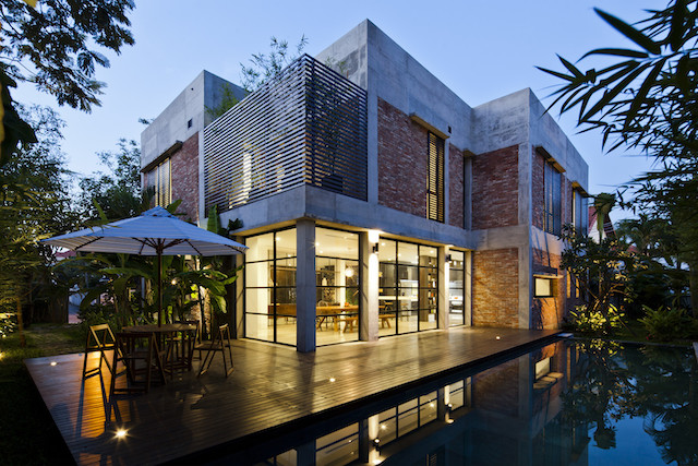 Thao Dien House #2: Cải tạo biệt thự không gian mở hiện đại đồng thời vẫn giữ toàn bộ cấu trúc bê tông thiet ke biet thu dep 0087 - Thao Dien House #2: Cải tạo biệt thự không gian mở hiện đại đồng thời vẫn giữ toàn bộ cấu trúc bê tông