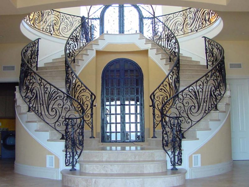 cau thang sat 2 800x600 - Tổng hợp những điều nên biết về cầu thang sắt nghệ thuật