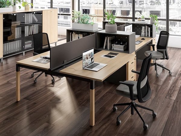 b X4 Workstation desk Quadrifoglio Group 221826 rel98e338c7 - 50 Mẫu thiết kế văn phòng làm việc tại nhà đẹp ấn tượng